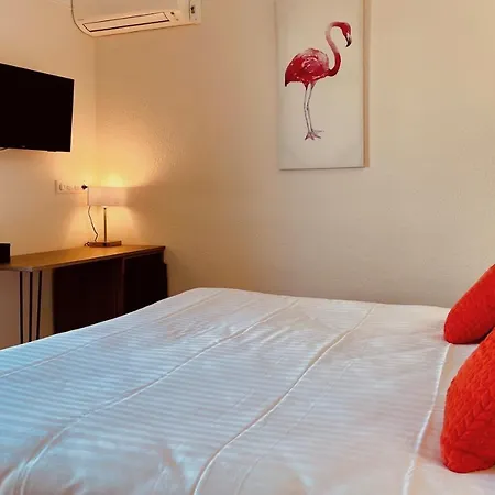 Courbet Otel