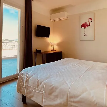 Courbet 3* Ζουάν λε Πιν