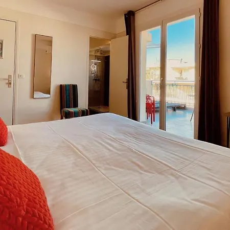 Courbet Ζουάν λε Πιν